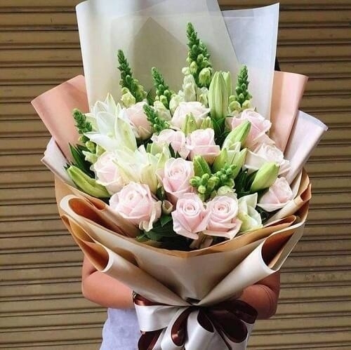 hoa tang ngay phu nu viet nam