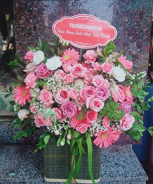 Lãng hoa đẹp chúc mừng sinh nhật Phú Tân