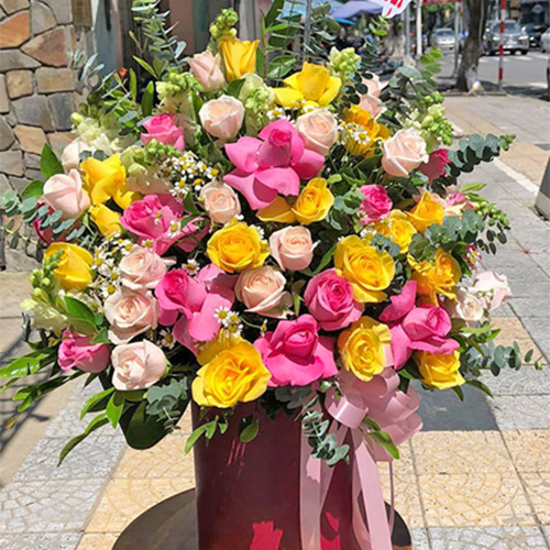 Lãng hoa đẹp chúc mừng sinh nhật tại shop hoa Việt Yên