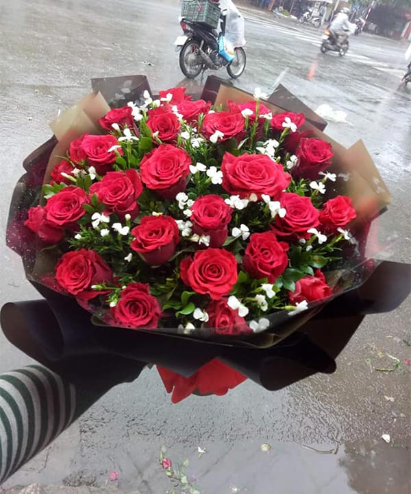 Bó hoa hồng đẹp tại shop hoa tươi Quế Võ