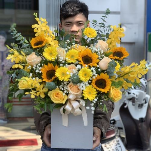 Lãng hoa đẹp khai trương tại shop hoa Mở Cày Nam