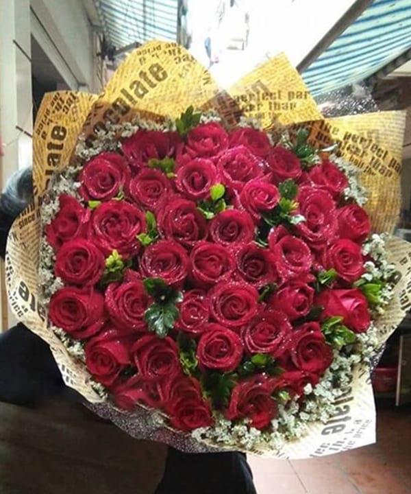 Bó hoa hồng đỏ tại shop hoa tươi Thạnh Phú