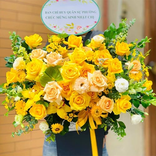 Giỏ hoa sinh nhật tại shop hoa tươi Hàm Thuận Bắc