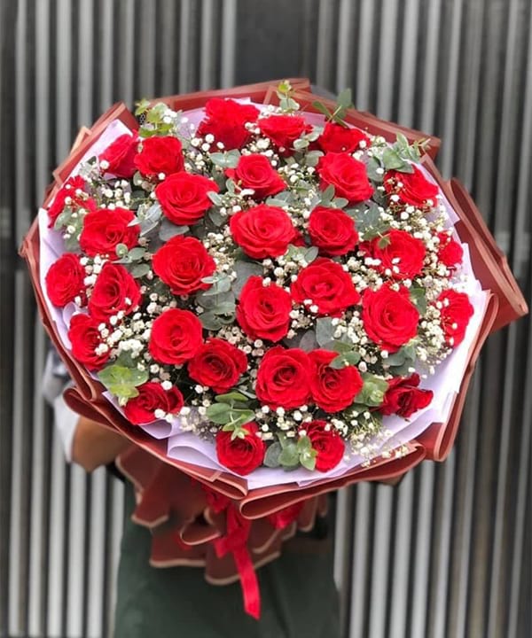 Bó hoa hồng đỏ tại shop hoa tươi Hàm Thuận Nam