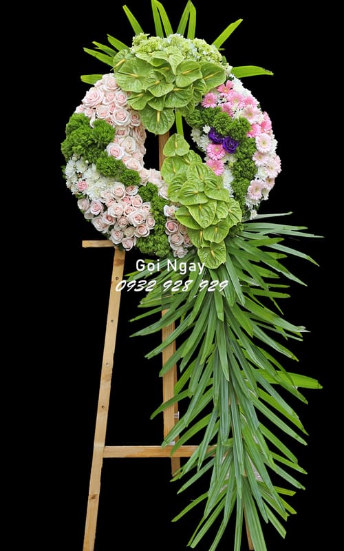 Hoa tang lễ tại shop hoa tươi Ô Môn