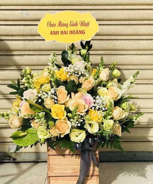 Hoa sinh nhật vàng tại shop hoa tươi Thới Lai