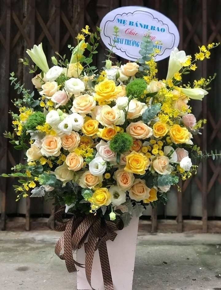 Lãng hoa đẹp chúc mừng khai trương tại tiệm hoa Ngũ Hành Sơn