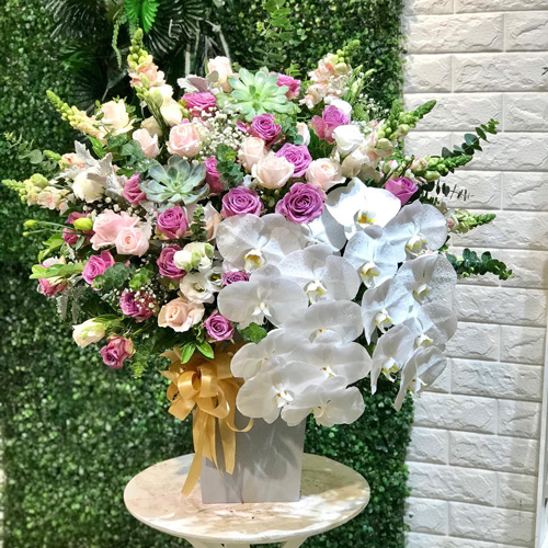 Lẵng hoa đẹp tại shop hoa tươi Điện Biên Đông