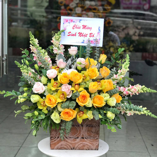 Lẵng hoa đẹp sinh nhật tại shop hoa tươi Sa Đéc