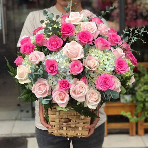 Lẵng hoa đẹp tại shop hoa tươi Pleiku