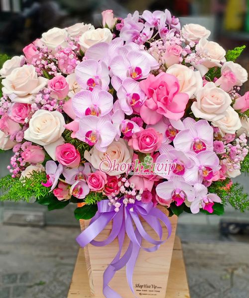 Giỏ hoa chúc mừng tại shop hoa tươi Hà Giang