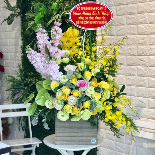 Lẵng hoa đẹp tại tiệm hoa tươi Xí Mần
