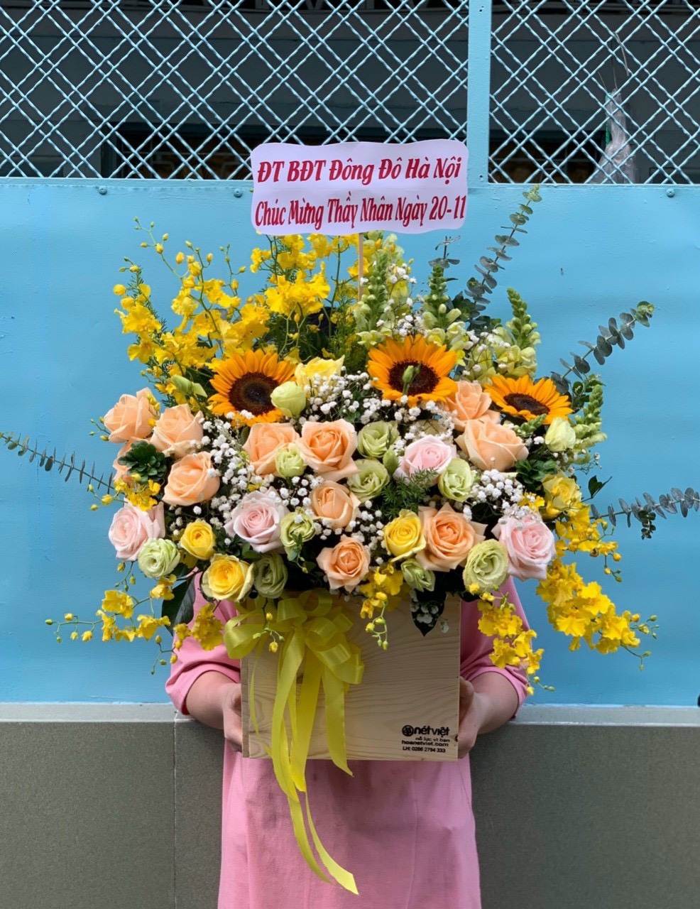 Lẵng hoa đẹp tại tiệm hoa tươi Vĩnh Thuận
