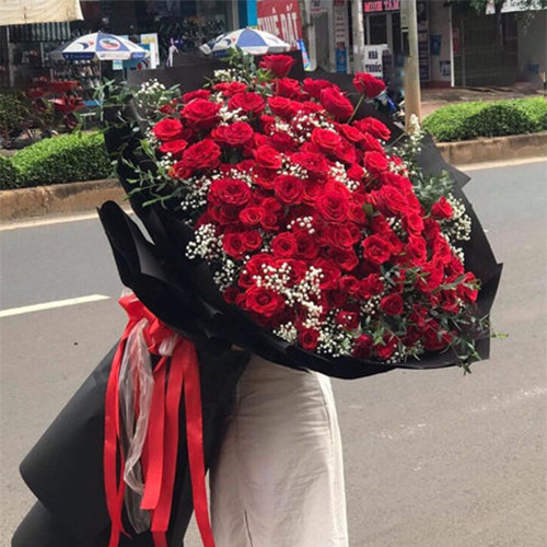 Bó hoa đẹp chúc mừng sinh nhật tại shop hoa tươi Lâm Đồng
