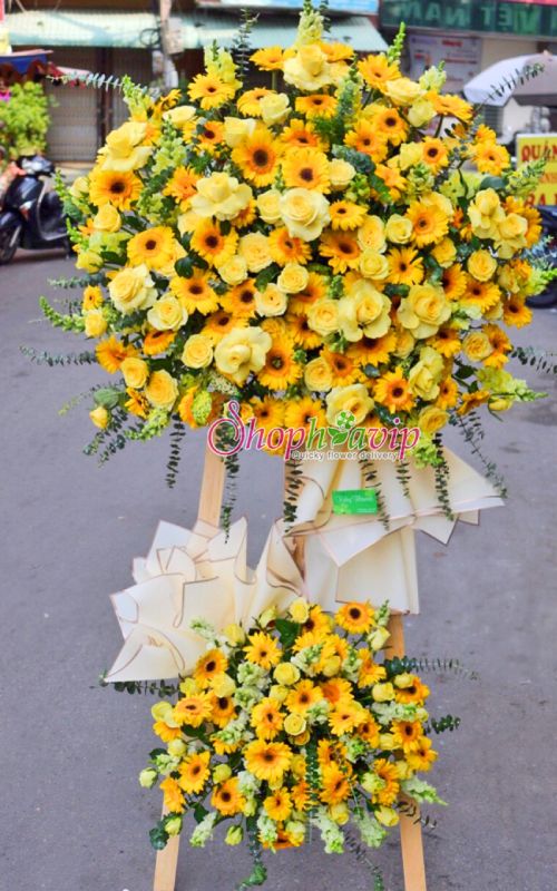 Kệ hoa chúc mừng khai trương tại shop hoa tươi Lâm Đồng