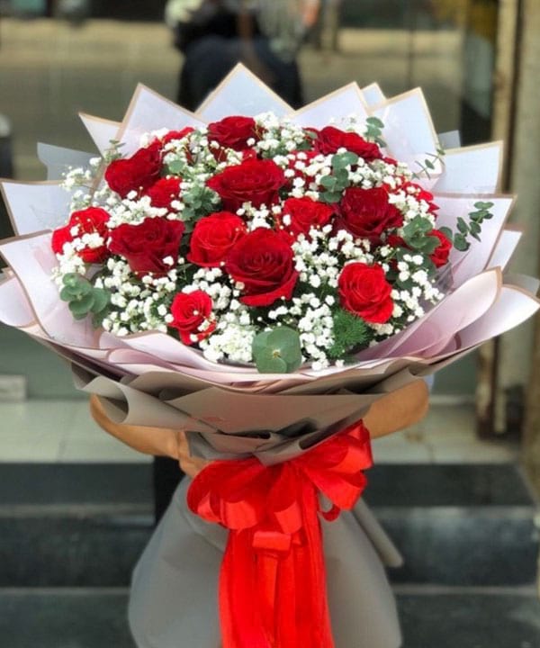 Bó hoa hồng đỏ đẹp tại shop hoa tươi Quỳnh Lưu