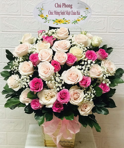 Lãng hoa chúc mừng sinh nhật tại shop hoa tươi Thái Hòa