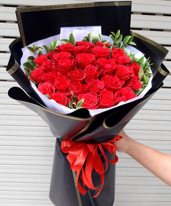 Bó hoa hồng đỏ đẹp tại shop hoa tươi Yên Mô
