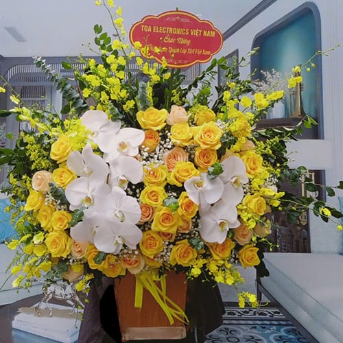 Lãng hoa đẹp chúc mừng sinh nhật tại tiệm hoa Việt Trì