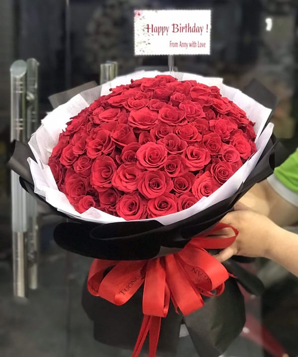 Bó hoa hồng đỏ đẹp tại shop hoa tươi Yên Lập
