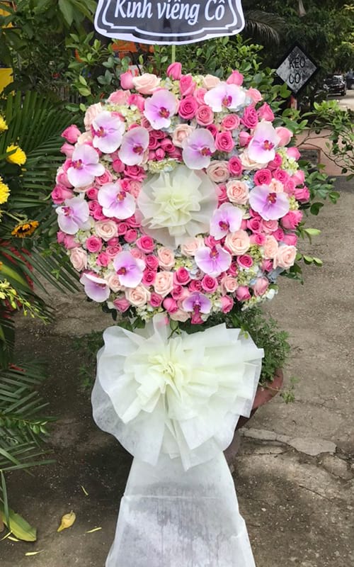 Hoa tang lễ tại shop hoa tươi Quảng Ninh