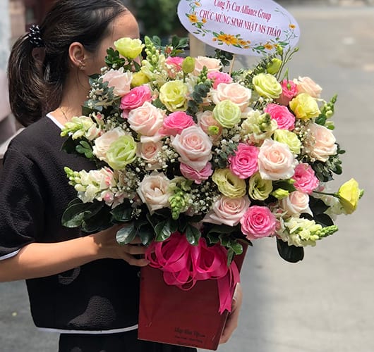 Giỏ hoa sinh nhật đẹp tại shop hoa tươi Tuyên Hóa