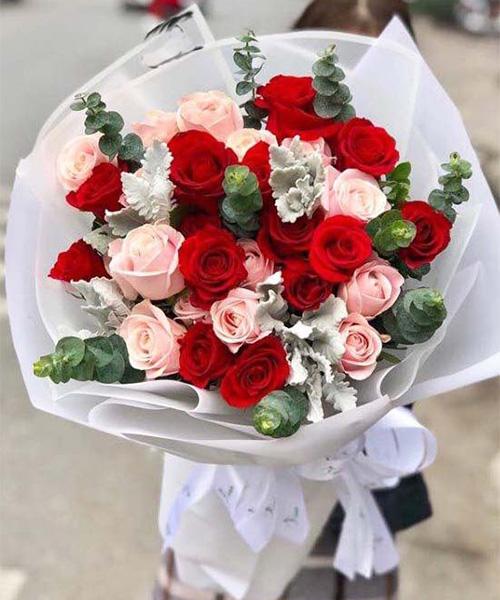 Bó hoa hồng đỏ chúc mừng sinh nhật tại shop hoa tươi Quảng Trị
