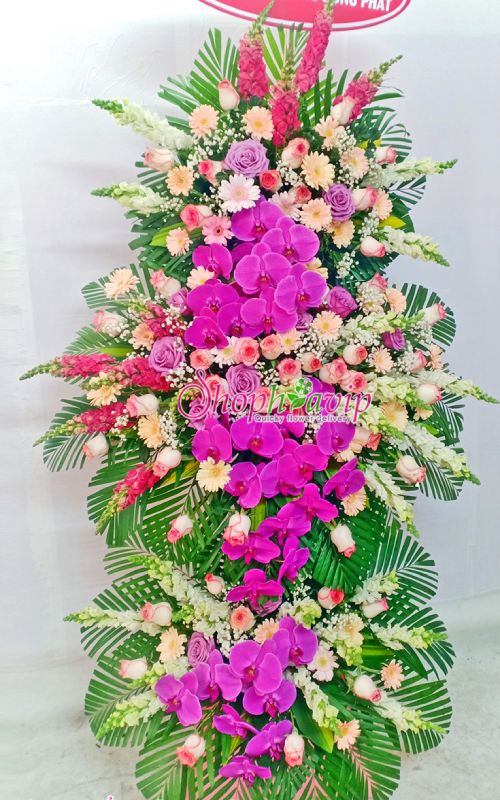 Kệ hoa chúc mừng khai trương tại shop hoa tươi Sơn La