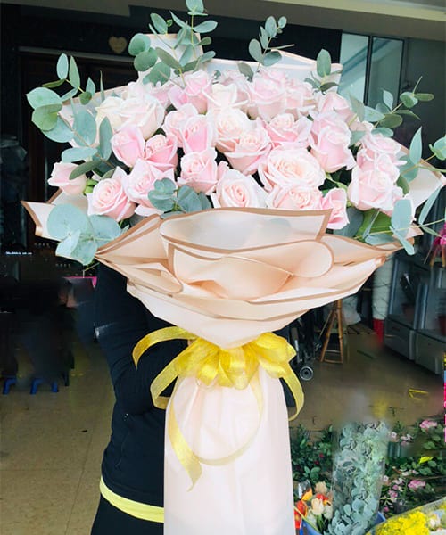Bó hoa đẹp tại shop hoa tươi Dương Minh Châu