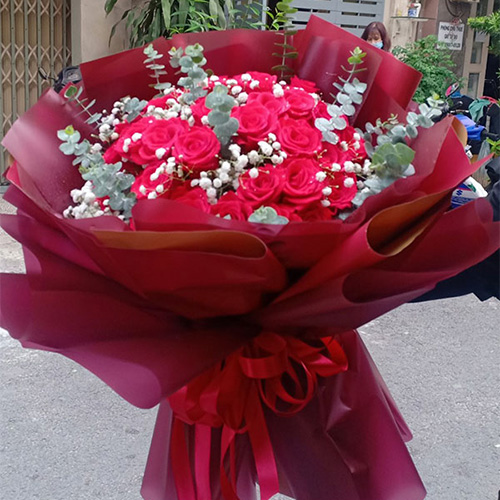 Bó hồng đỏ đẹp tại shop hoa quận 6