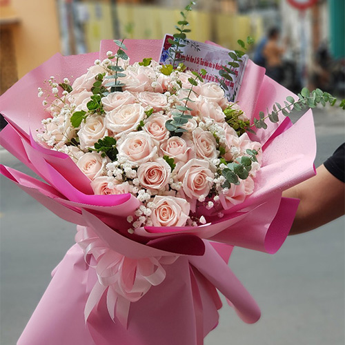 Bó hoa đẹp tại shop hoa tươi Tân Trụ