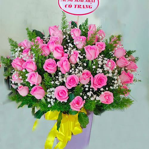 Lãng hoa đẹp tại tiệm hoa tươi Phong Thổ